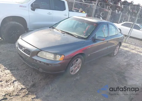 2005 Volvo S60 2.5T из США, поврежденный, VIN YV1RS592352474548